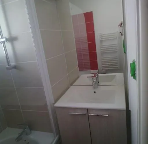 Recente 6 Pers, Piscine Chauffee A 100 M *